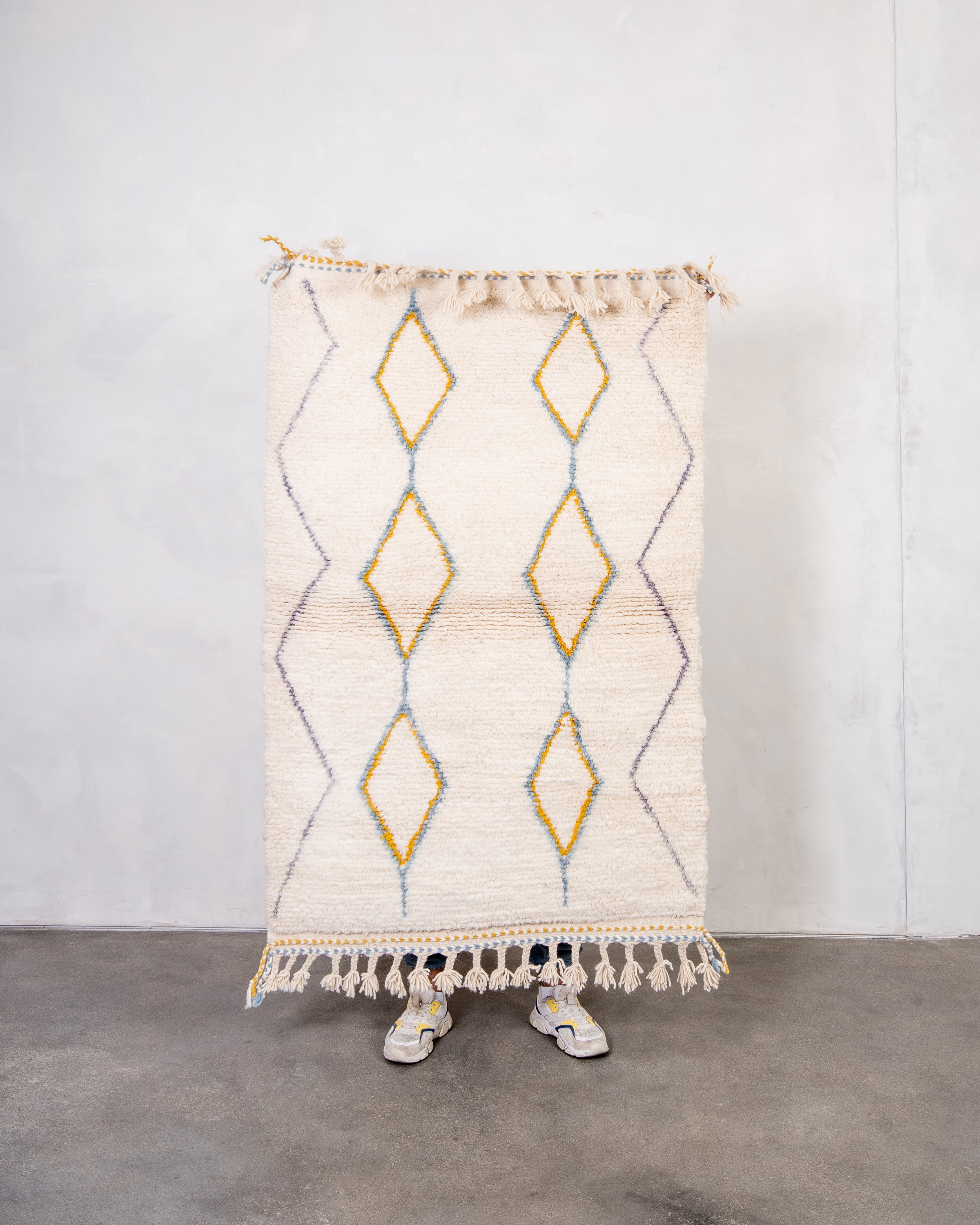 Modern designer handcrafted Berber rug from morocco Beniourain with beautiful colors and patterns